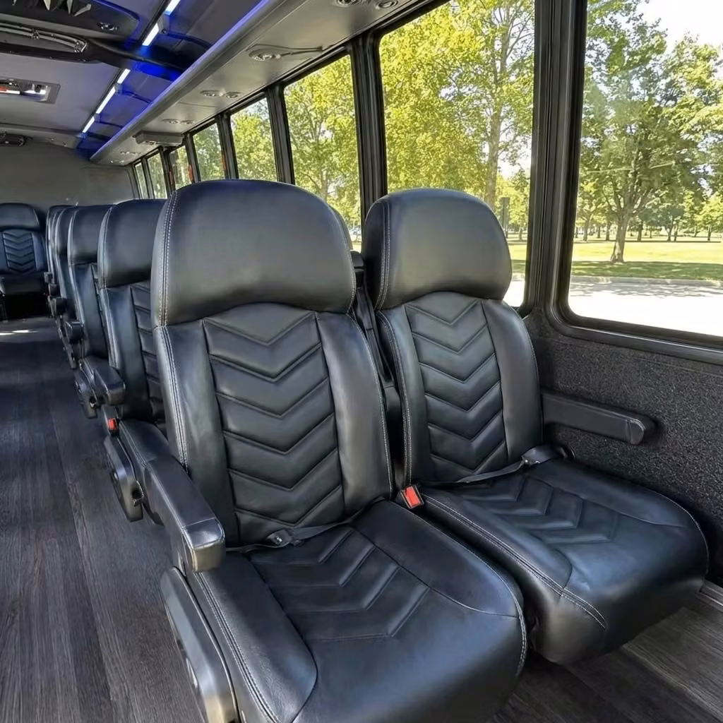 south bend 28 passenger minibus seating