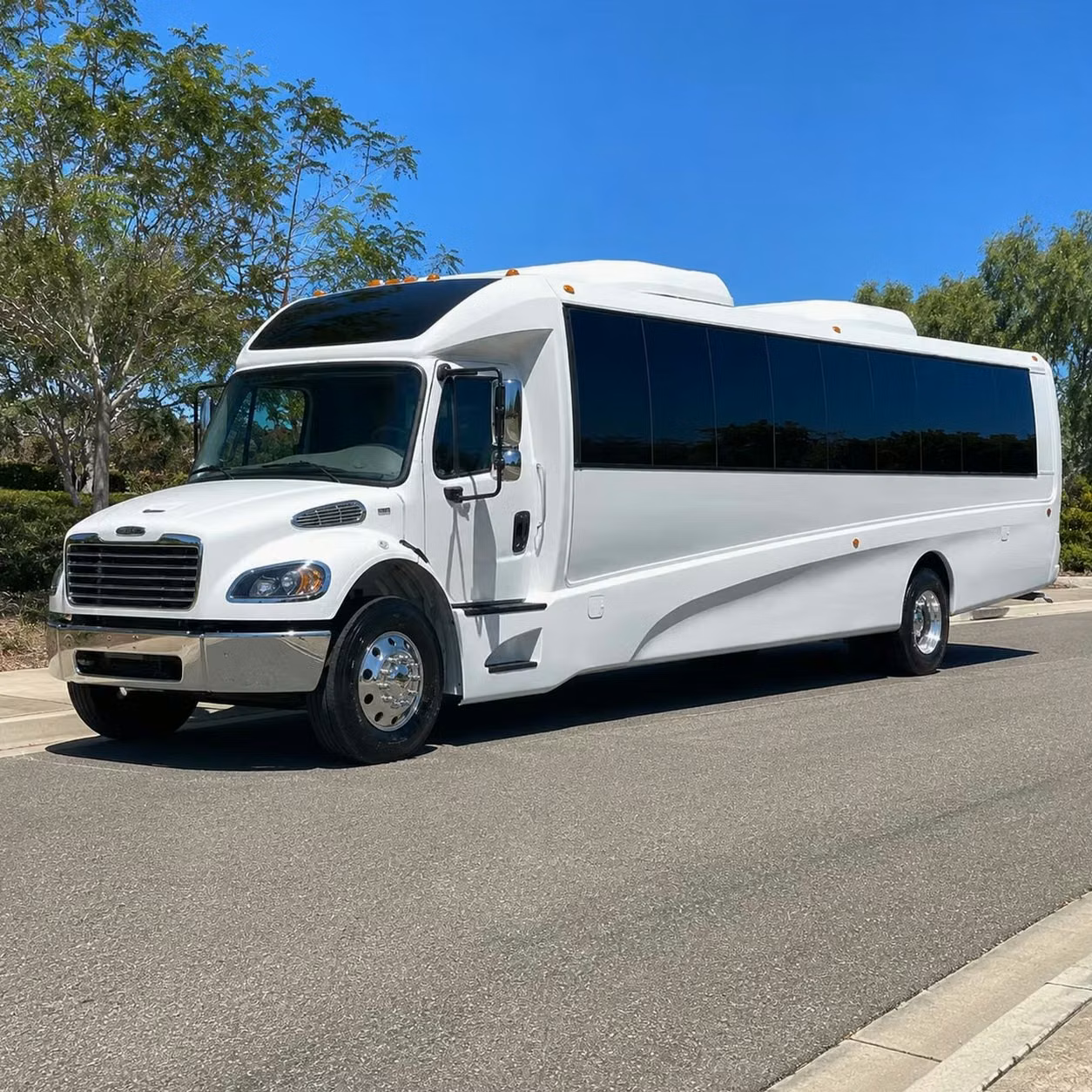 south bend 35 passenger minibus rental