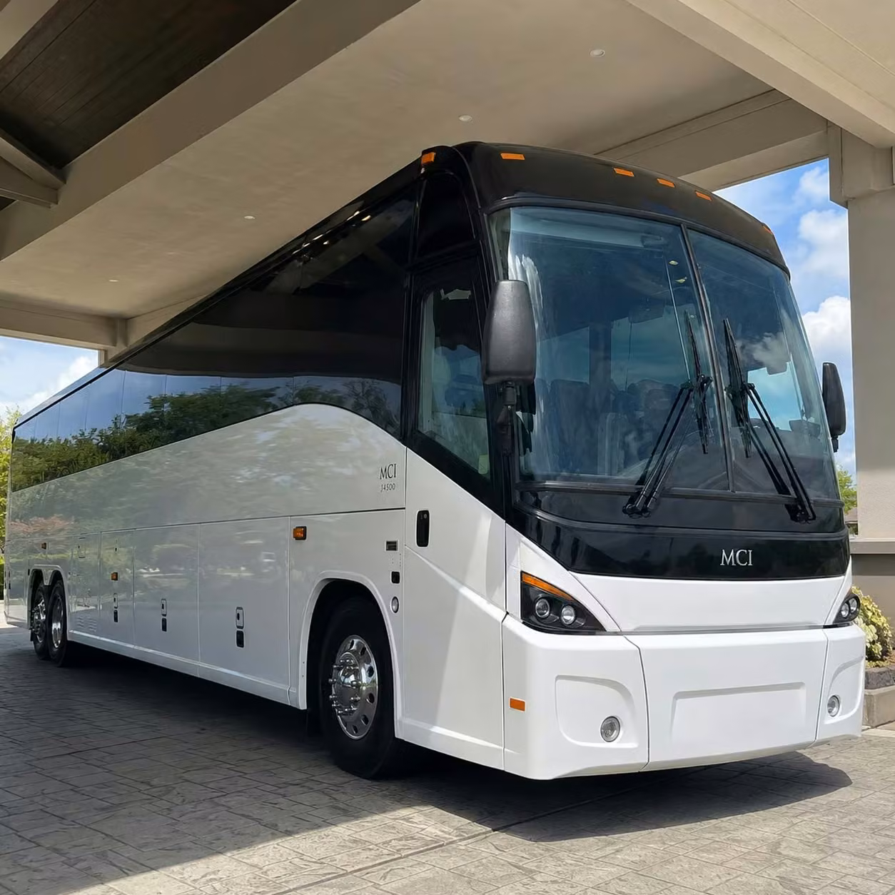 south bend 56 passenger charter bus rental