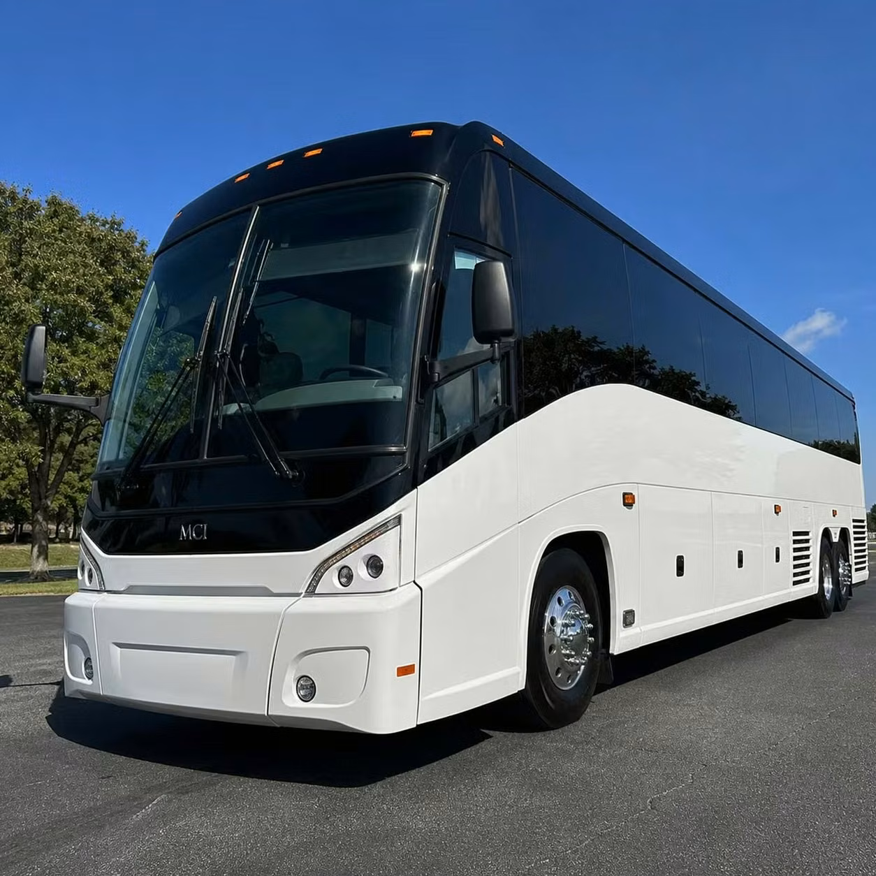 south bend concert buses loaded with bluetooth sound led lights and onboard bars
